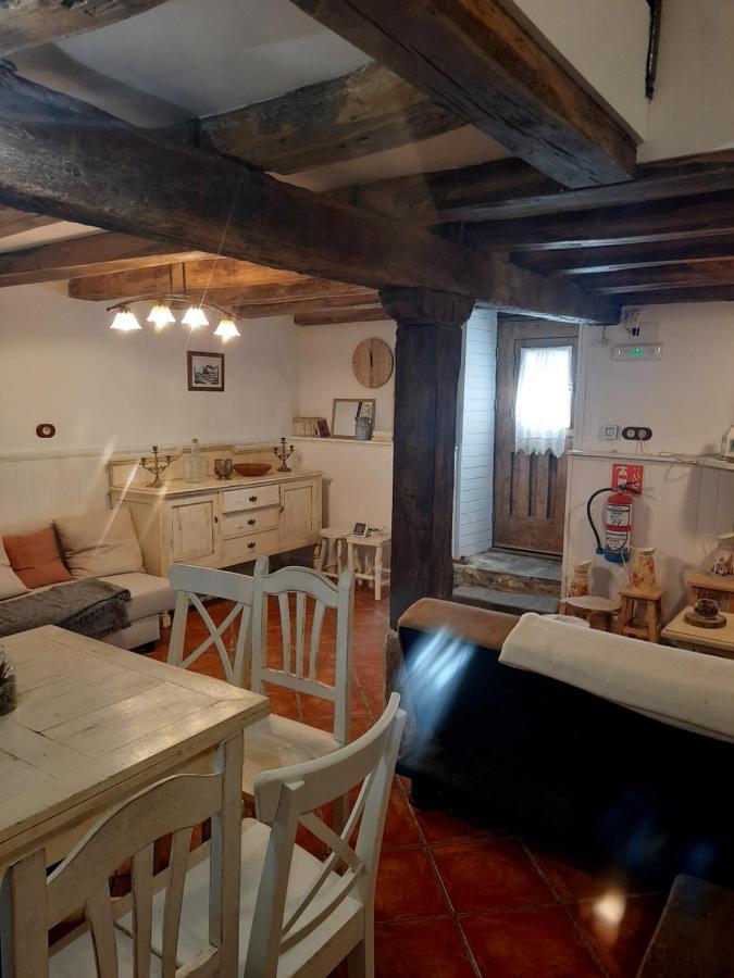 Cabaña Pasiega La Quemada San Pedro Del Romeral Exterior foto