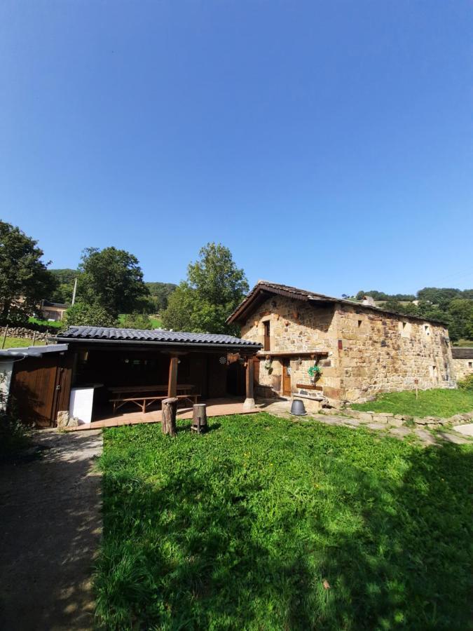 Cabaña Pasiega La Quemada San Pedro Del Romeral Exterior foto